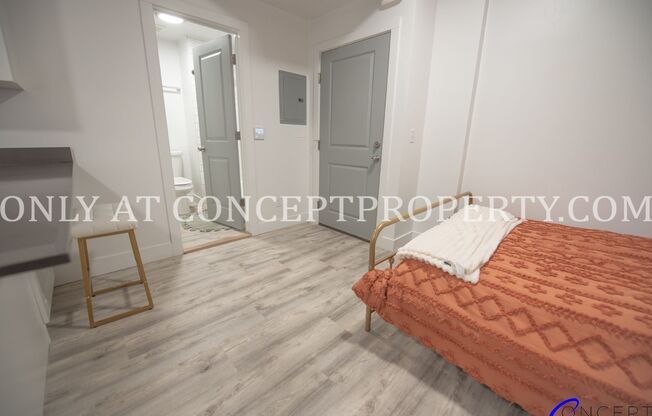 1 bed, 1 bath, 325 sqft, $1,125, Unit 2B