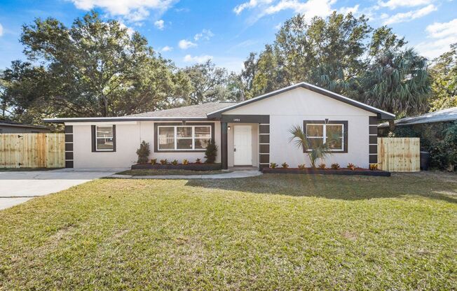 Large 3bdrm/1bath House **Section 8 OK** $2195.00 ***