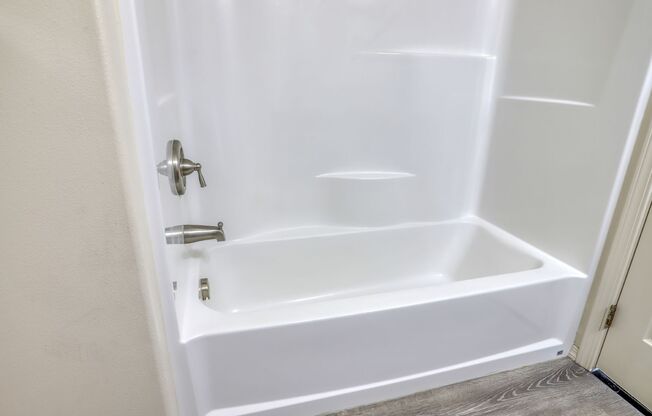 3 beds, 2 baths, 1,200 sqft, $1,750, Unit 1863-A240