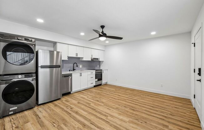 1 bed, 1 bath, 465 sqft, $2,245, Unit 57