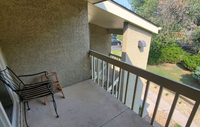 2 beds, 2 baths, $2,100, Unit # 7033