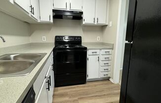 1 bed, 1 bath, 900 sqft, $1,150, Unit 78