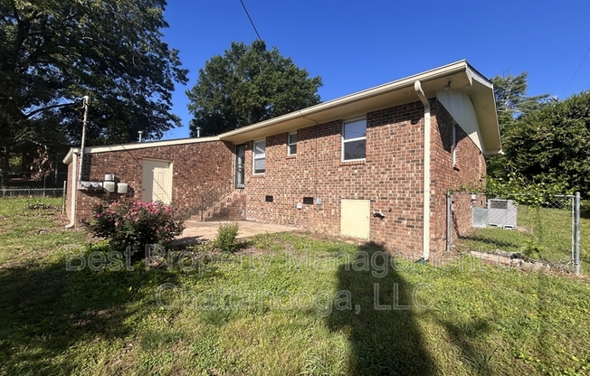 4000 WEBB RD