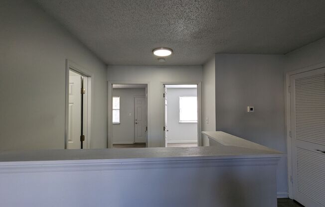 2 beds, 1 bath, 855 sqft, $1,049, Unit 3366-07