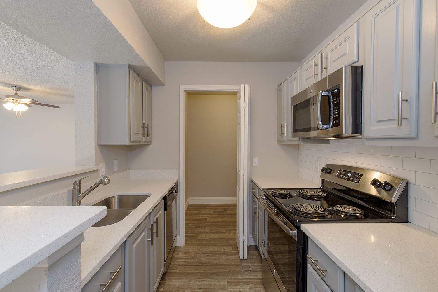 Mosaic Apartments Haltom City, TX ApartmentAdvisor