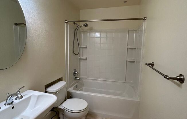 2 beds, 2 baths, $1,895, Unit # 213