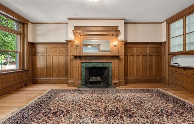 1863 BEACON ST