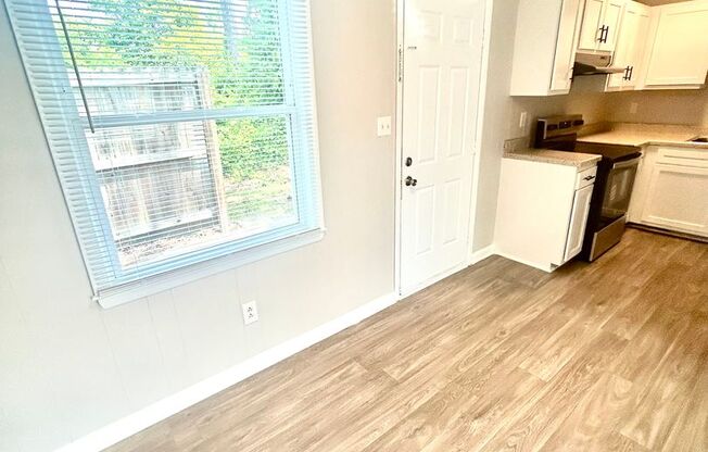 2 beds, 1.5 baths, 1,100 sqft, $1,090, Unit 716-D