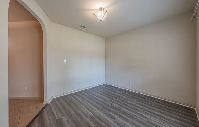 $500 off 1st month's rent! Bright, clean & open concept 3/2/2 home in Villages of Woodland Springs - 11801 Basilwood Drive, Fort Worth TX 76244