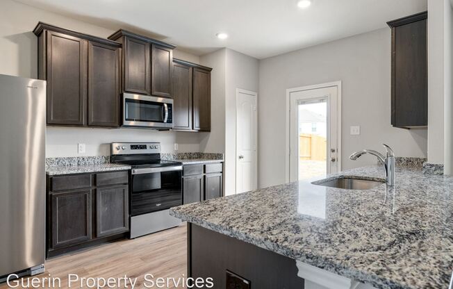 9139 Bennet Forest