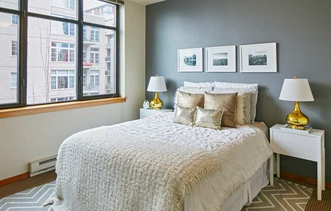 The Sitka Unit Bedroom