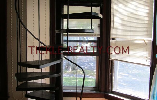 Tickle Realty