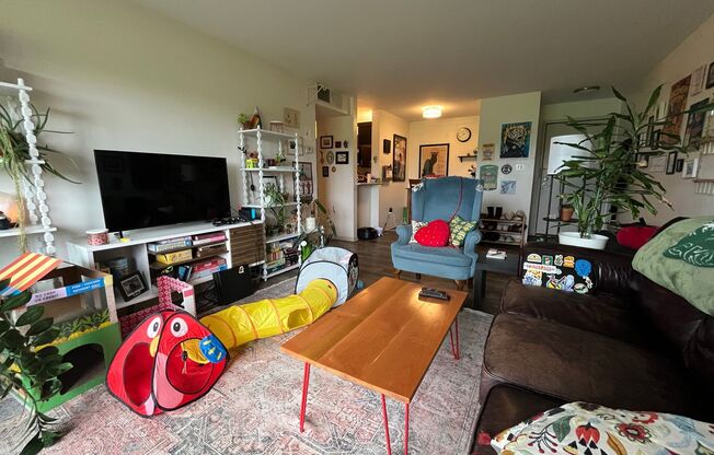 1751 S 115th Court