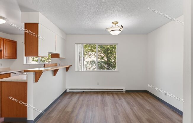 285RK - Wellington Square