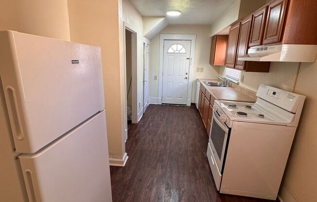 1 bed, 1 bath, 700 sqft, $850, Unit 203-01