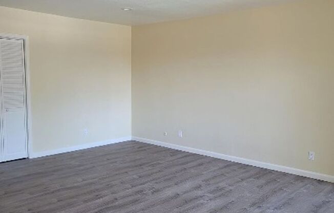 2 beds, 2 baths, 1,000 sqft, $2,500, Unit 7025-5B