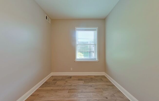 1 bed, 1 bath, 810 sqft, $2,600, Unit 1313 2A