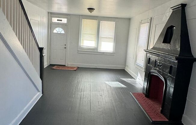 Recently Renovated Three Bed One Bath Ready For A New Tenant!