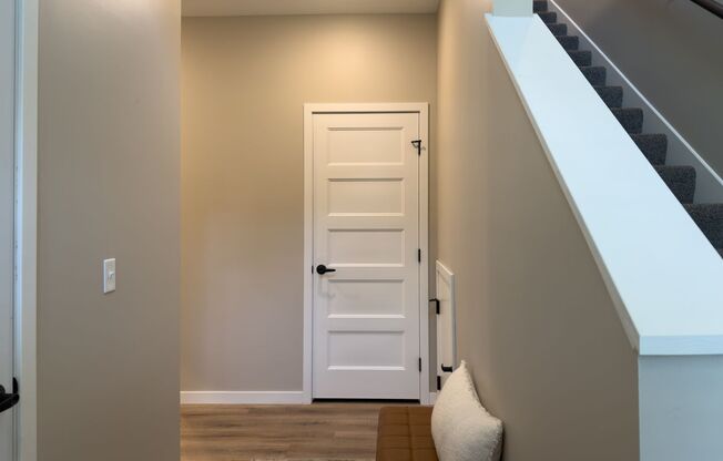 2 beds, 2.5 baths, 1,381 sqft, $2,599, Unit 4321-4