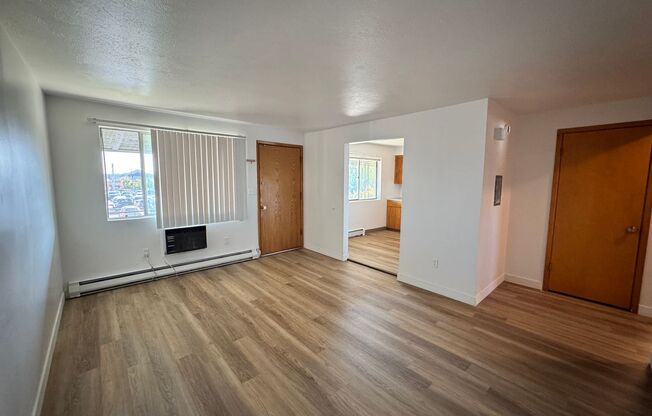 6601-29 N Atlantic St