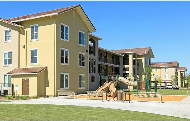 Parc Grove Commons