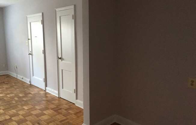 1 bed, 1 bath, 700 sqft, $1,750, Unit 106