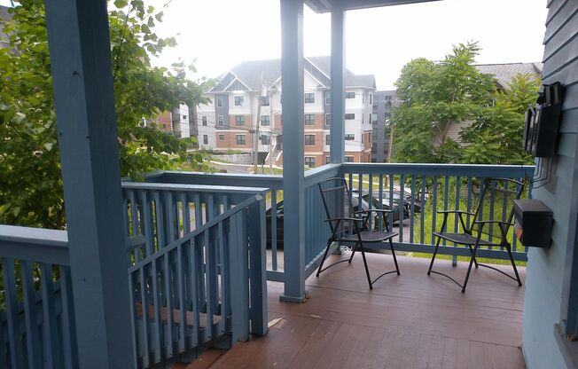 1 bed, 1 bath, 257 sqft, $900, Unit Comstock 113.5