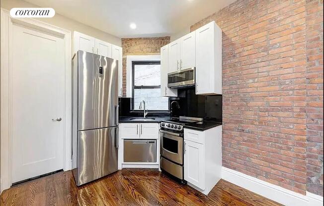 266 W 25 ST
