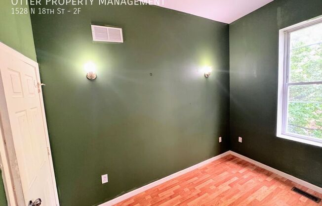1528 N 18 ST