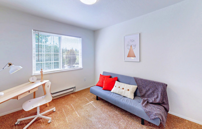 3 beds, 2 baths, 1,086 sqft, $2,150, Unit F-044