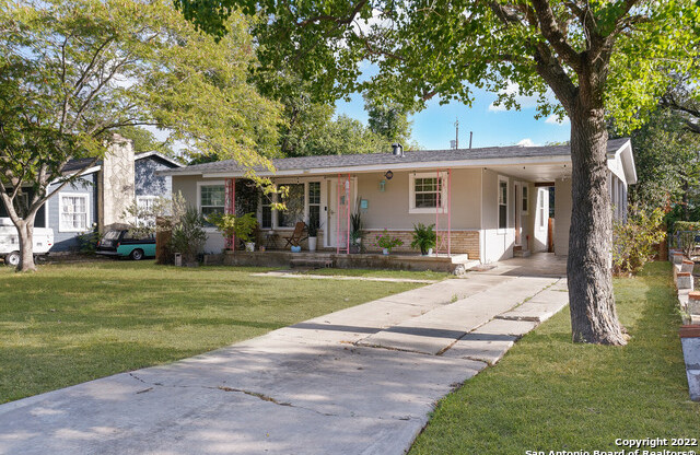 242 ROSEMONT DR