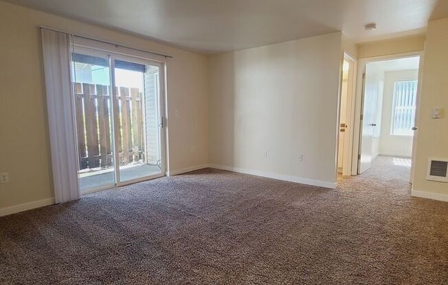 1821 SE MINTER BRIDGE RD, UNIT 17
