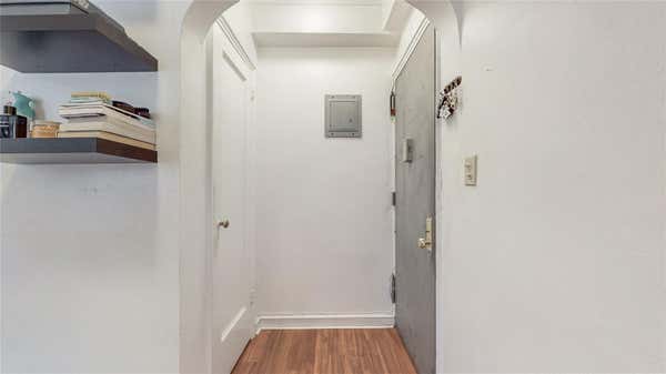 1 bed, 1 bath, 600 sqft, $1,900, Unit 910