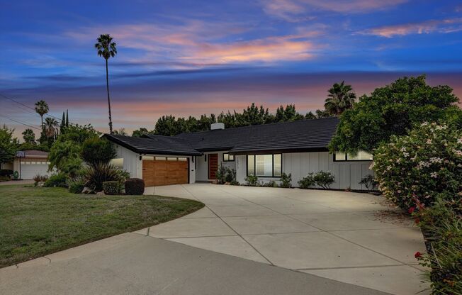BEAUTIFULLY REMODELED, 5BD/4BA ENTERTAINER'S HOME W/ SPRAWLING OUTDOOR SPACE W/ POOL IN DESIRABLE NEIGHBORHOOD MINS TO EVERYTHING!