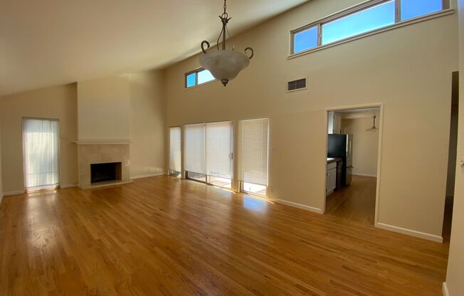 1100 Island Dr - 30% Rental Fee