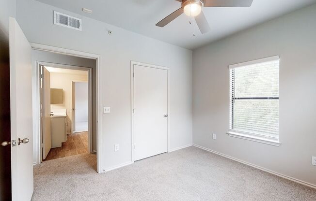 3 beds, 2 baths, 1,150 sqft, $1,438