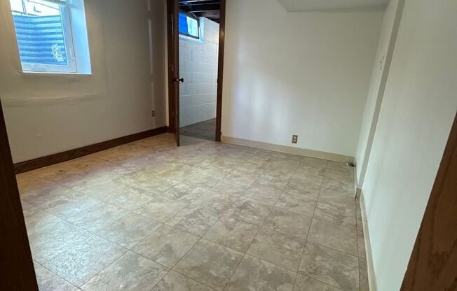 Single Family Home - GREAT Location - High End Finishes