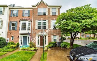 5819 PEARSON LN
