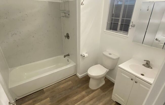 Advent - Low Deposit & Bright Two Bedroom Home!