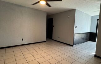 3 beds, 2 baths, $1,650