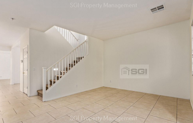 6414 S 72 LN