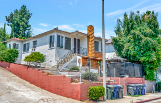 4968 BALTIMORE DR