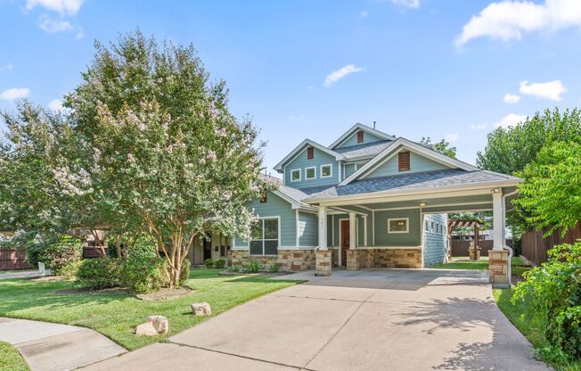 UT PRE-LEASE: Beautiful 6 Bed/ 4 Ba Home In North Loop Area, Mins To UT