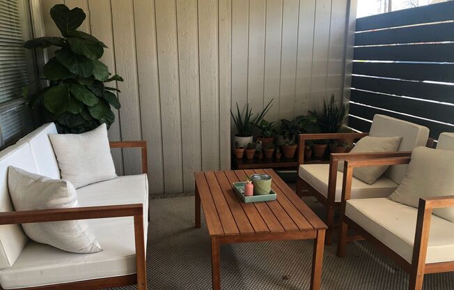 Amazing 1 bed 1 bath with off street parking.