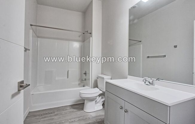 1 bed, 1 bath, 575 sqft, $1,550, Unit ORYA1515-201