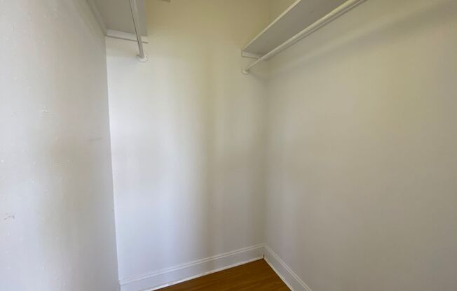 1 bed, 1 bath, 941 sqft, $1,450, Unit PH08