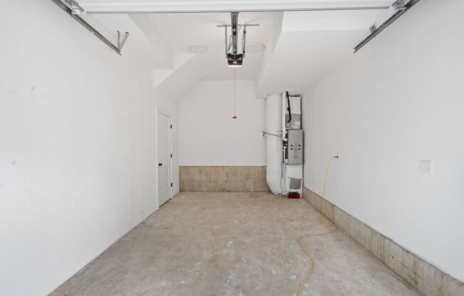 2 beds, 2.5 baths, 1,146 sqft, $2,995, Unit 7828-102