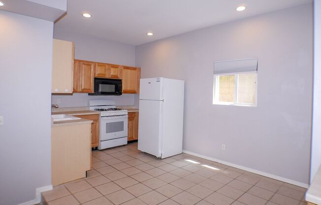 4282-4284 Whittier St.