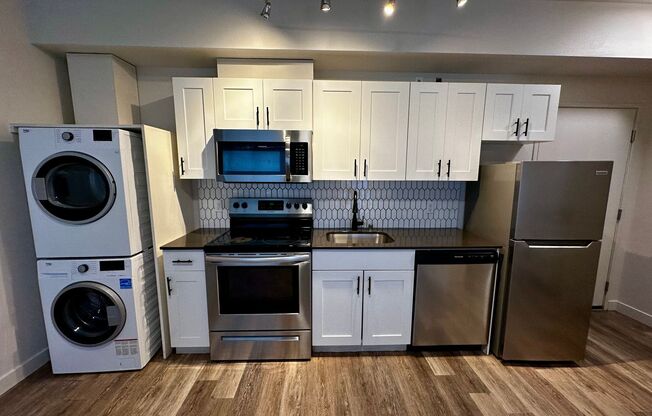 1 bed, 1 bath, 487 sqft, $1,775, Unit 110