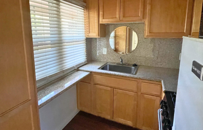 1 bed, 1 bath, $1,695, Unit 7334